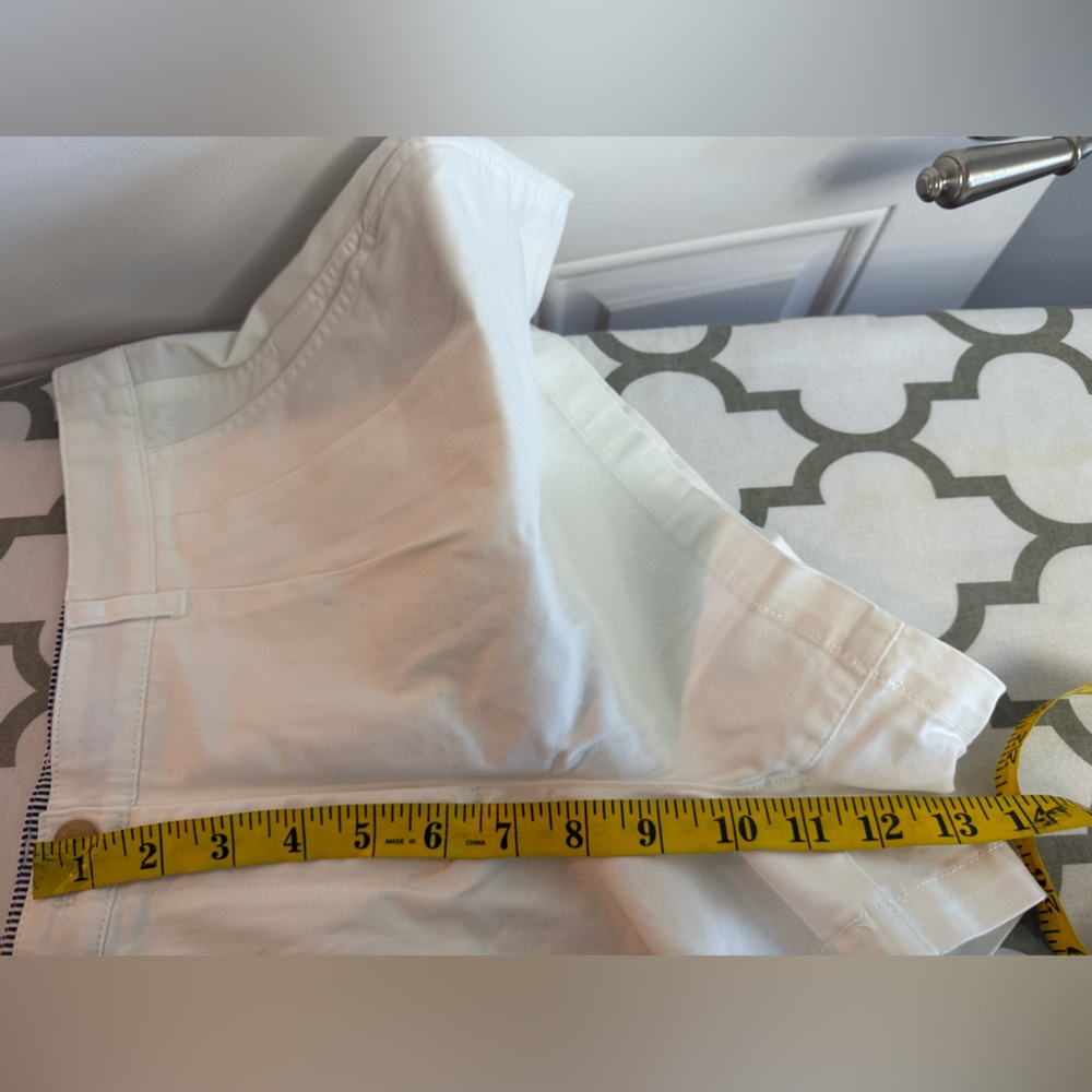 J. Crew 3" pleated heritage chino short Size 6 NWOT - Picture 5 of 8